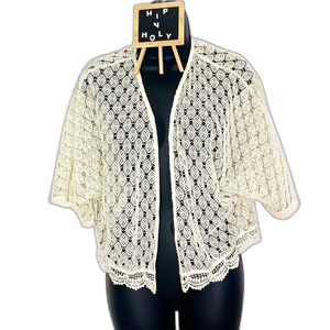 LOVE TREE Crochet Open Front Short Sleeve Cardigan Cream Size Small